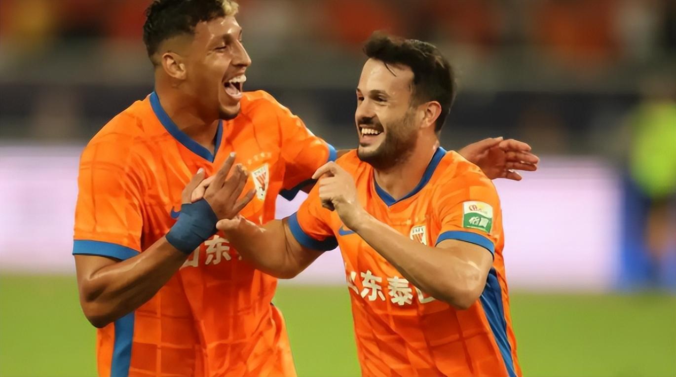 山东泰山胜国安，瓦科大四喜，马德鲁加梅开二度，韩鹏带队4连胜